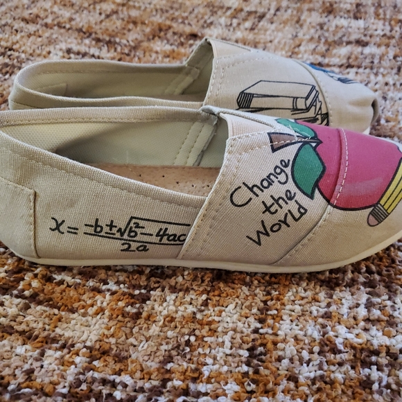 Slip on Teacher/School Edition apple book - Picture 7 of 7